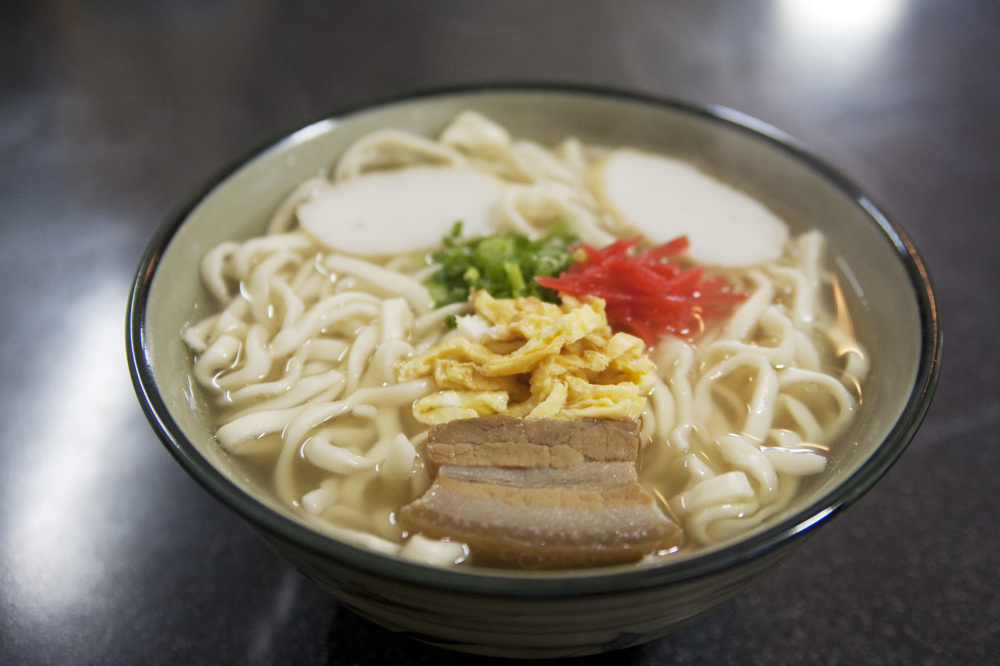 10月17日【沖縄そばの日】の画像