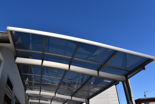 一戸建てを購入するタイミングでカーポートを設置するメリットついて解説の画像