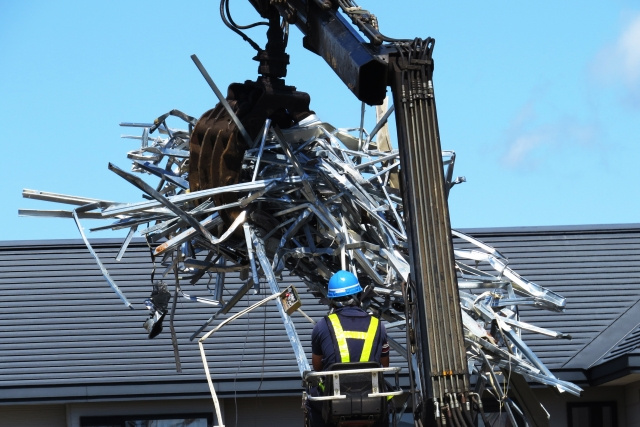 倉庫を解体して売却するにはいくらかかる？解体する際の注意点も解説の画像