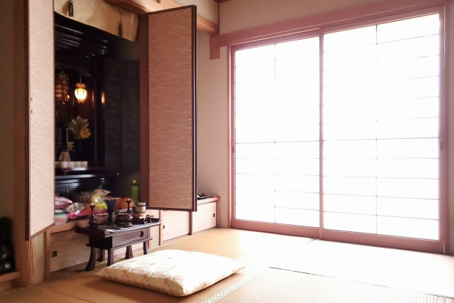 家を売却する際の仏壇の処分について方法や注意点をご紹介