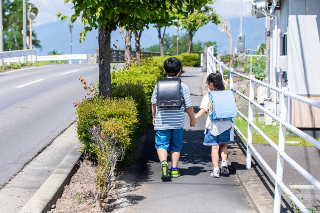 東京都渋谷区幡ヶ谷にある渋谷区立中幡小学校とはの画像