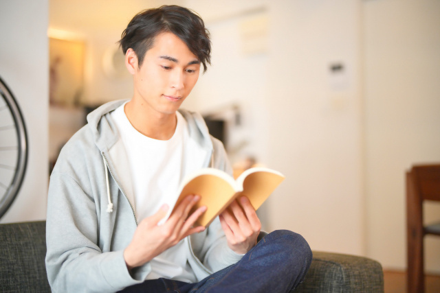 男子大学生が一人暮らしを始める際に必要なものは？