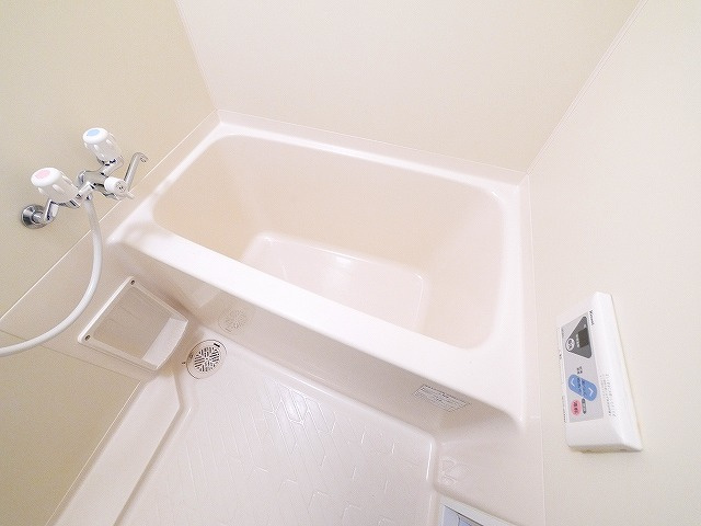 アルヴァローレ三条の室内写真2