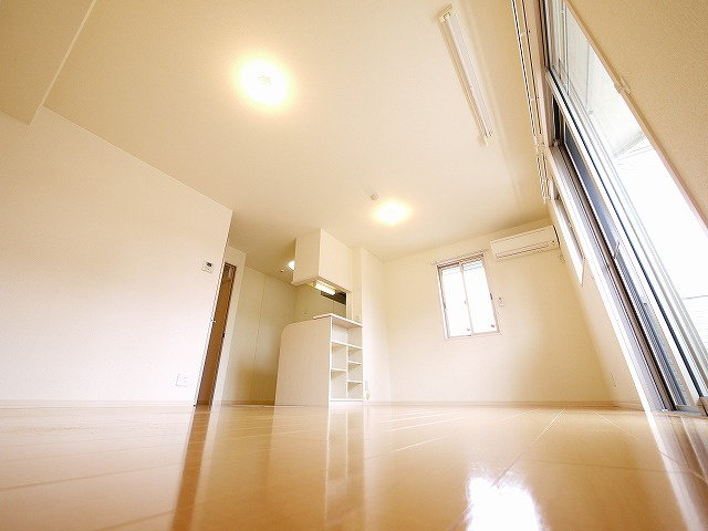 リビングタウン南紀寺の室内写真1