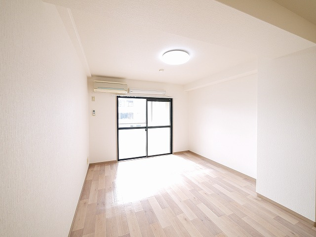 高畑マンションの室内写真1