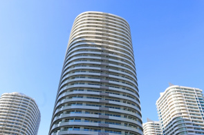 タワーマンションを売却するタイミングはいつ？相場動向や税金を視野に解説の画像