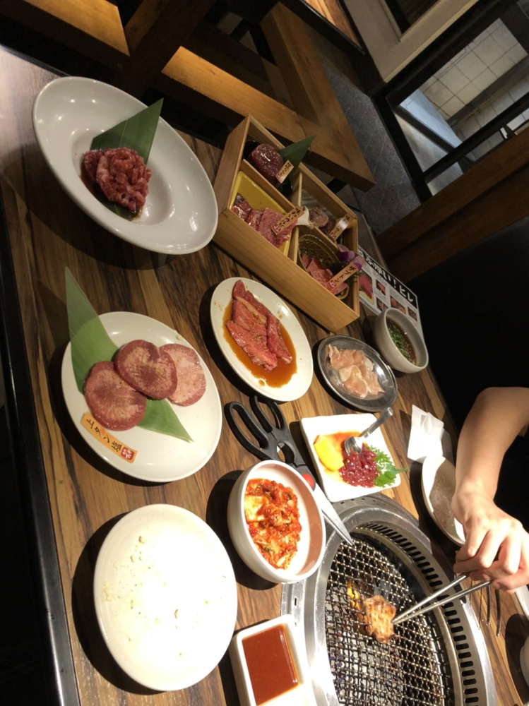 肉は正義の画像