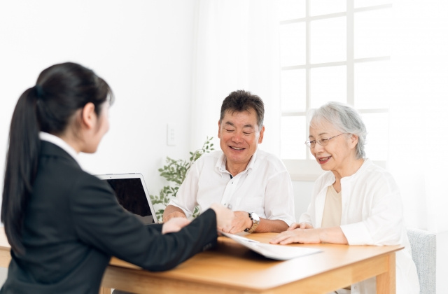親族間売買とは？一般的な不動産売買との違いや適正価格の設定方法をご紹介