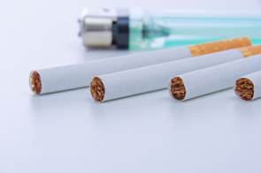 賃貸経営でのベランダ喫煙のトラブルとは？その対策について解説！の画像