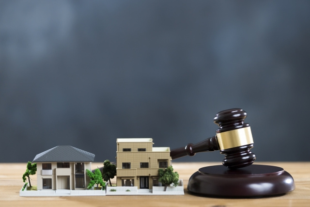 不動産オークションの方法とは？引き渡しまでの流れとメリットをご紹介