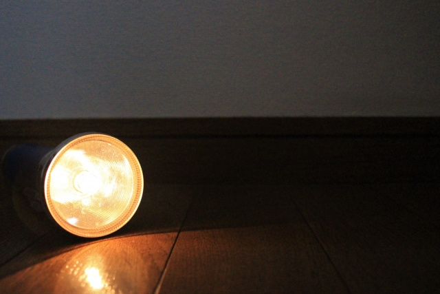 停電するとオートロックは作動しなくなるのが一般的