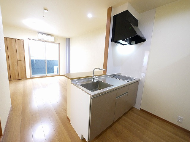 PARUJU・MISATO（パルジュ・ミサト）の室内写真1