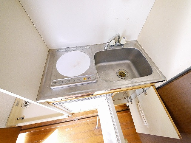 シティロイヤル富雄南の室内写真3