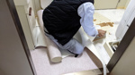 賃貸の床のへこみはどっちが負担？の画像