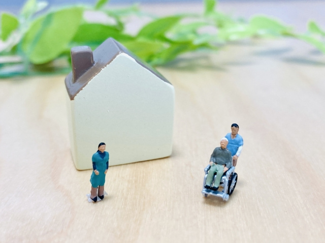 成年後見制度とは？成年後見人による不動産売却方法をご紹介！の画像