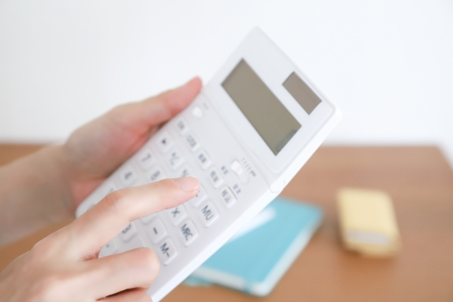 手取り28万円で一人暮らしにかかる家賃や生活費などについて解説！の画像