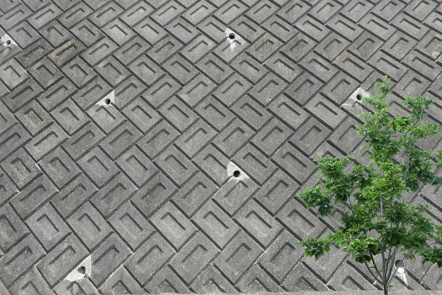 土地の擁壁工事とは？工事の種類や費用についてご紹介