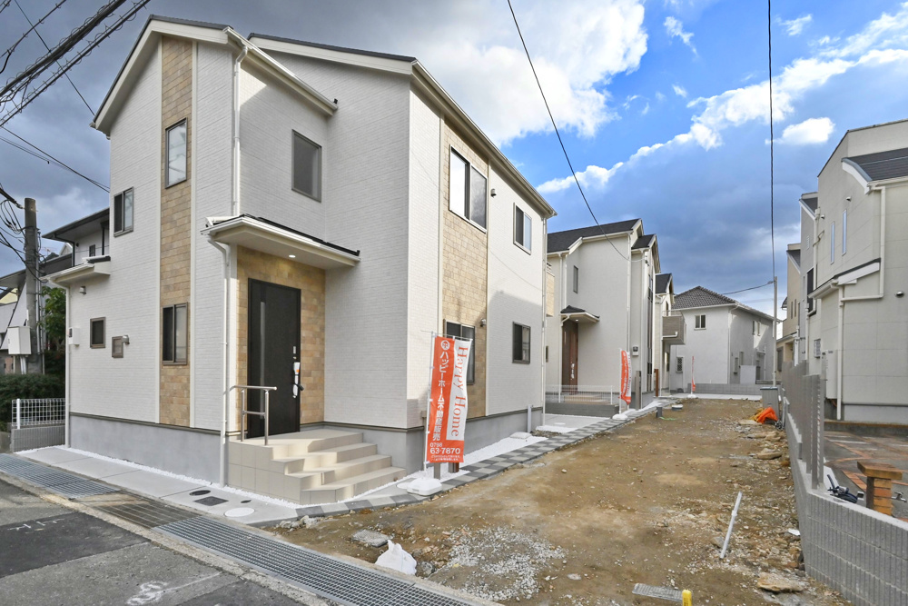 【内覧開始】宝塚市安倉南4丁目新築戸建｜全3区画の最新情報です。の画像