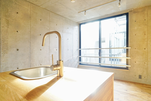 建物構造の鉄骨鉄筋コンクリートのメリット・デメリットとは？