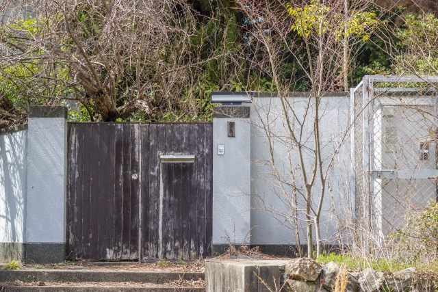 空き家を相続する際のデメリットは？管理方法やその解決策について解説の画像