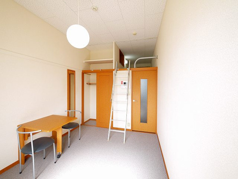 レオパレス売間サニーヒルの外観写真