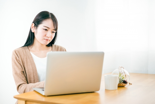 不動産売却が長引く原因とは？期間や対処法について解説！