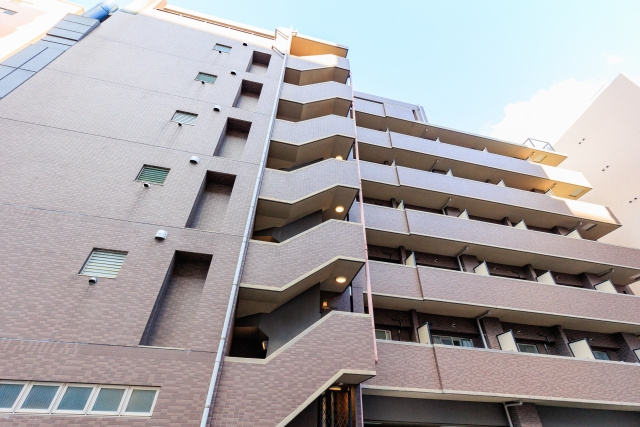 マンションで騒音が発生した際の相談先は？騒音レベルの測定方法をご紹介の画像