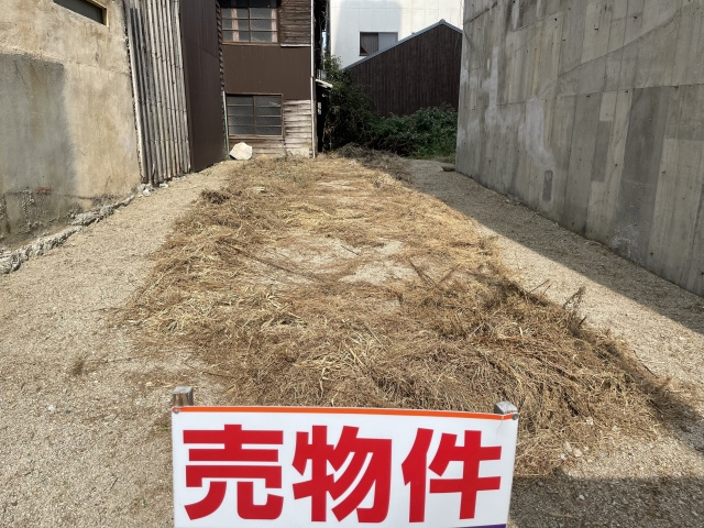 道路に面していない土地を少しでも高い価格で売却する方法をご紹介