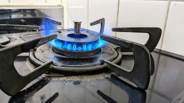 ガスコンロは一人暮らしに必要？IHクッキングヒーターとの違いは？