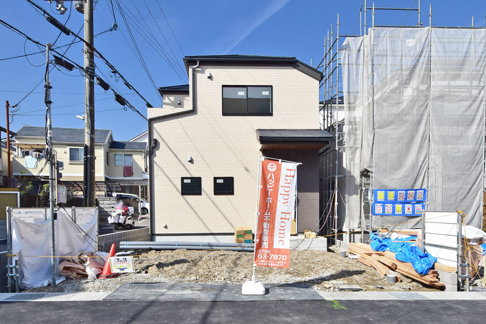 【現場進捗】宝塚市小林3丁目新築戸建｜南東角地限定2邸の最新情報です。の画像