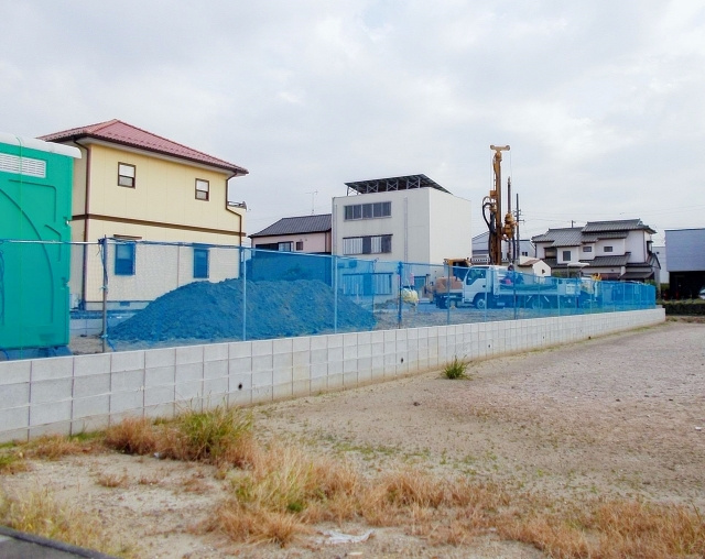 斜面や高低差がある土地に必要な擁壁工事とは？種類や費用について解説！