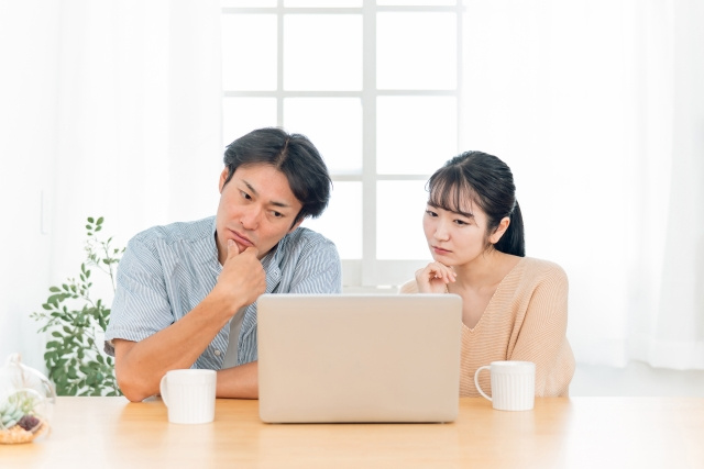新婚夫婦の家賃の目安はどれくらい？家賃を抑えるコツや注意点も解説！
