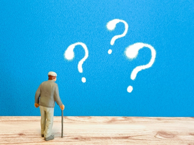 成年後見制度の「法定後見」と「任意後見」の違いとは？始め方や権限も解説の画像