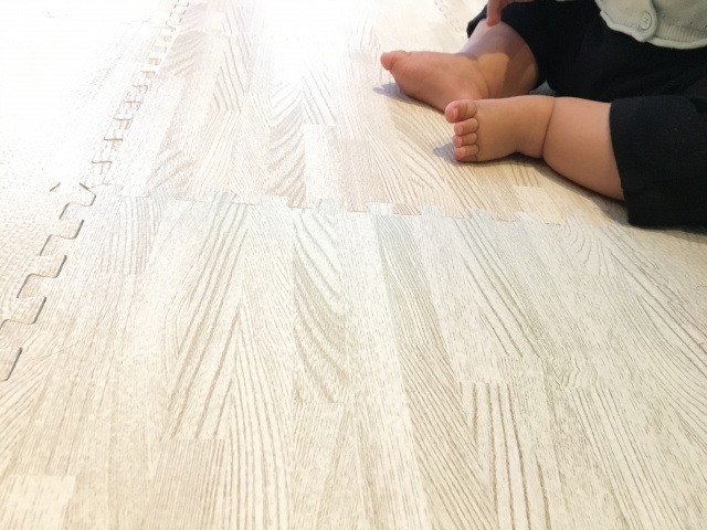 賃貸物件でもできる床・壁・天井の防音対策についてご紹介の画像