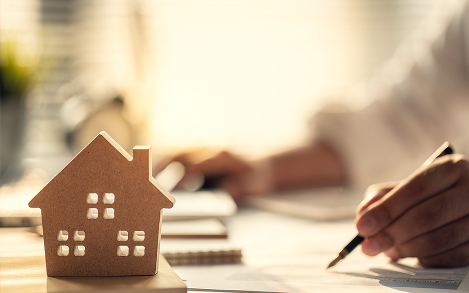 離婚の際に不動産売却をする注意点~媒介契約の選び方~