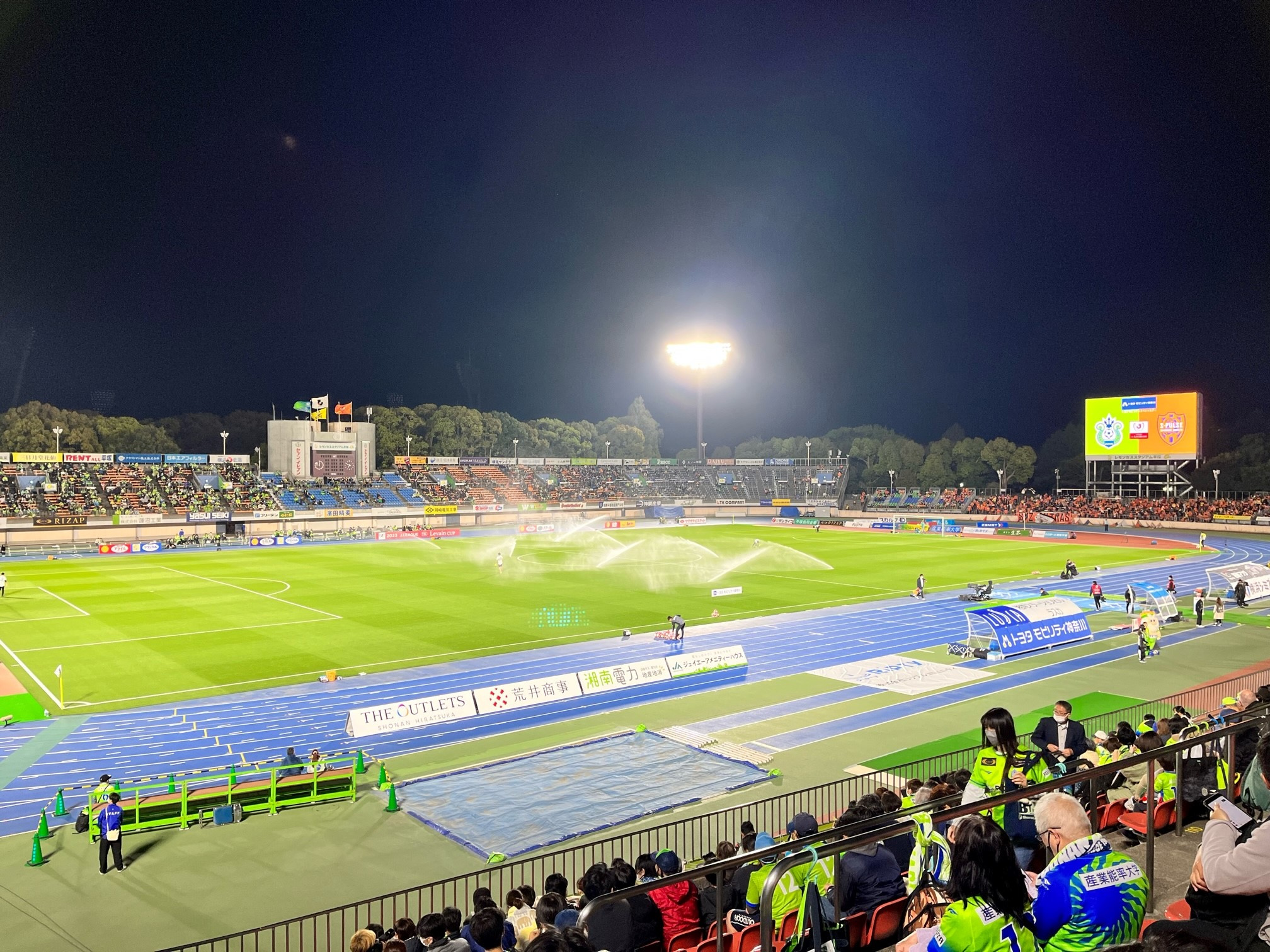 初めてのサッカー観戦！！の画像