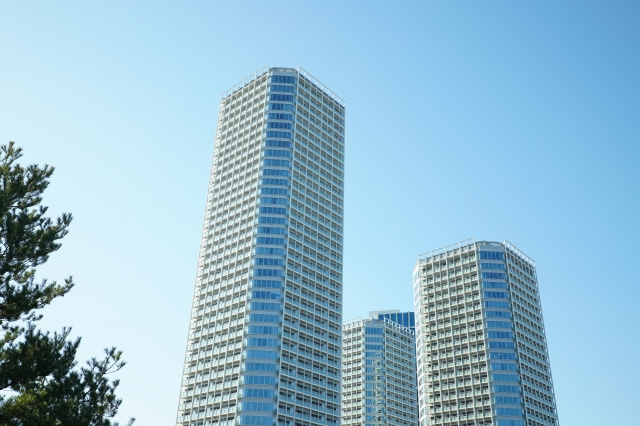 タワーマンションを売却するタイミングとは？相場など3つのポイントを解説の画像