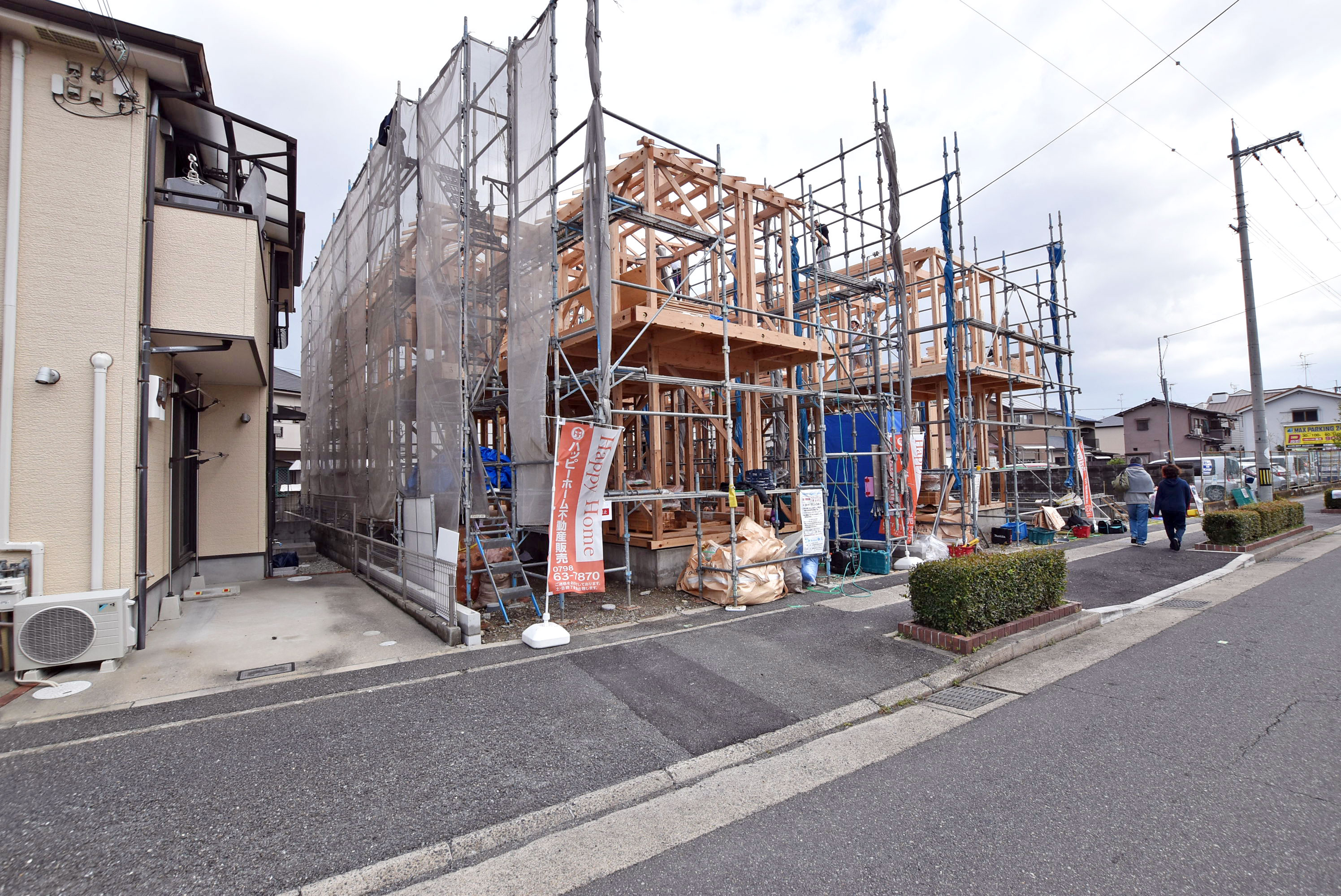 【現場進捗】伊丹市鈴原町9丁目新築戸建｜全3区画の最新情報です。の画像