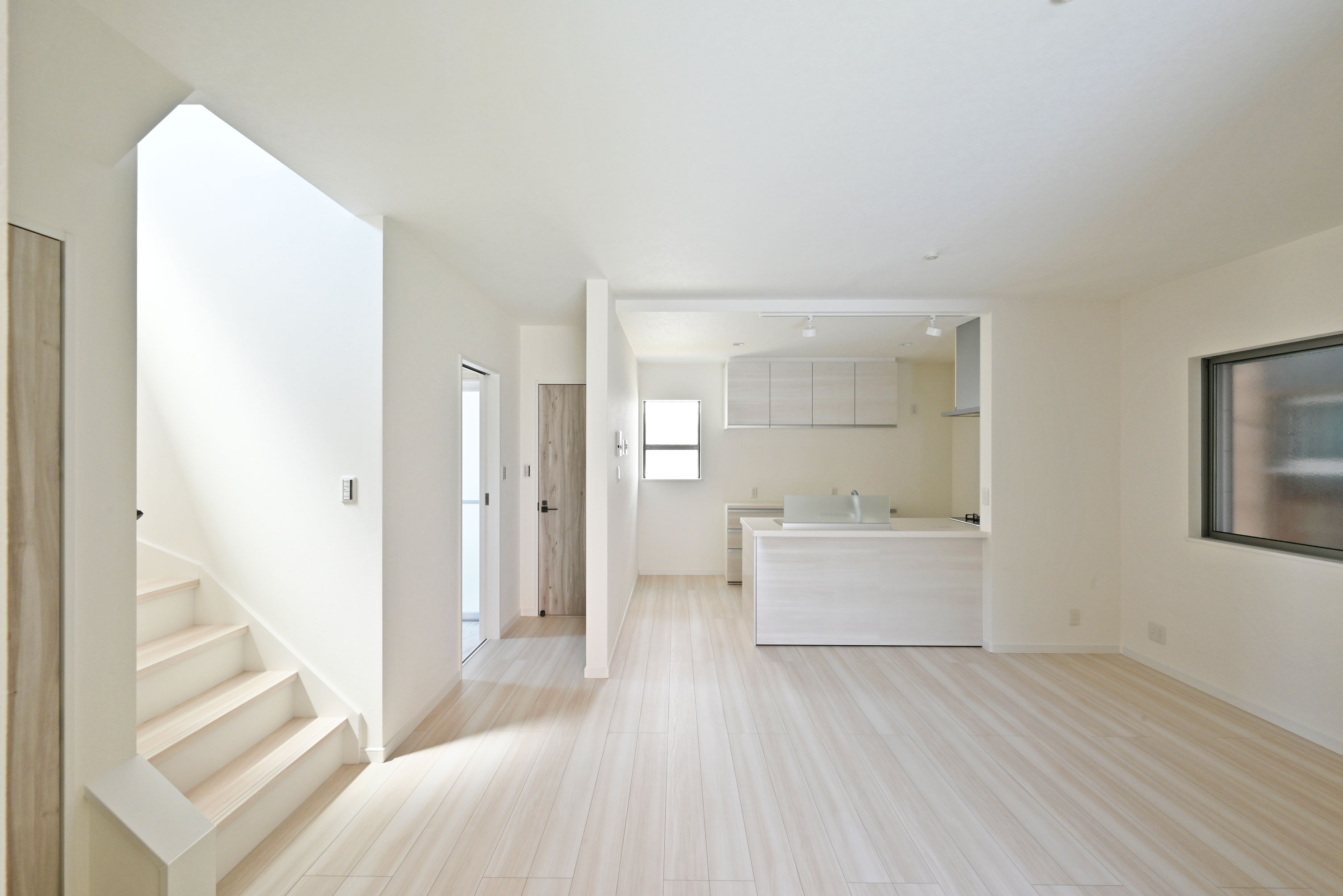 【内覧開始】尼崎市次屋2丁目新築戸建|グレースタウン次屋全3区画の最新情報です。の画像