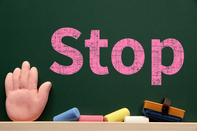 勝手に修理や交換はNG！