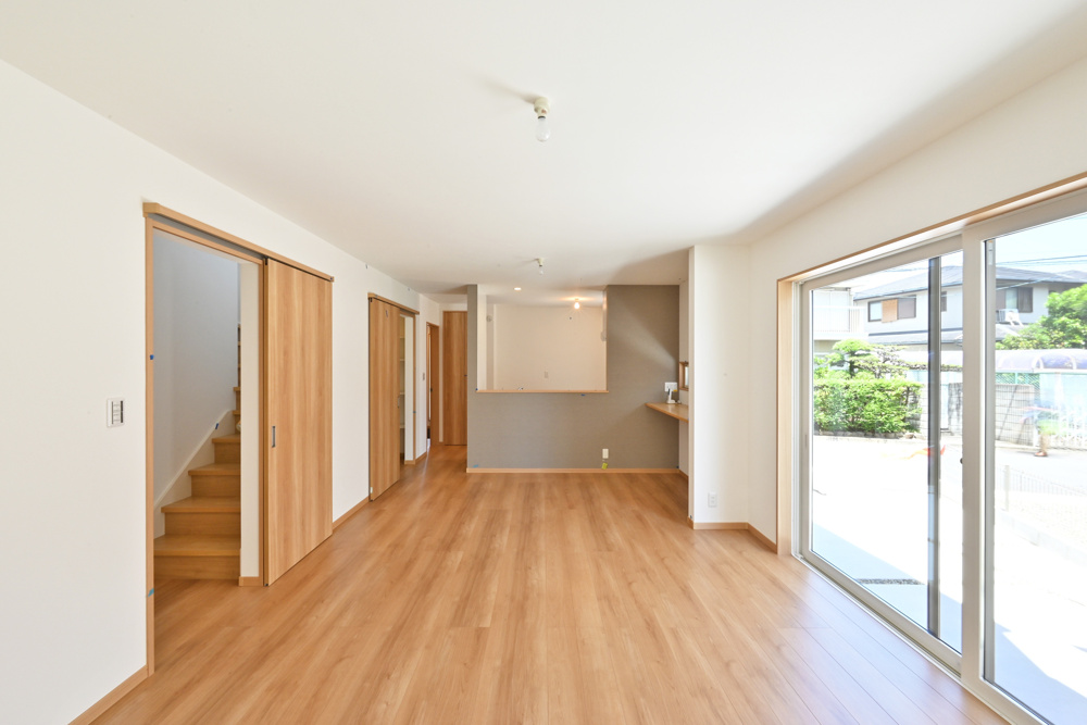 【内覧開始】宝塚市山本東３丁目新築戸建｜リウィーナ山本東の最新情報です！の画像