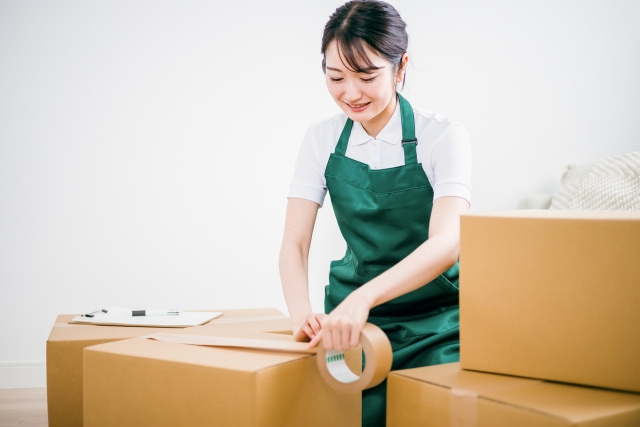 任意売却の際に引っ越し代がもらえるケースとは？競売との違いも解説の画像
