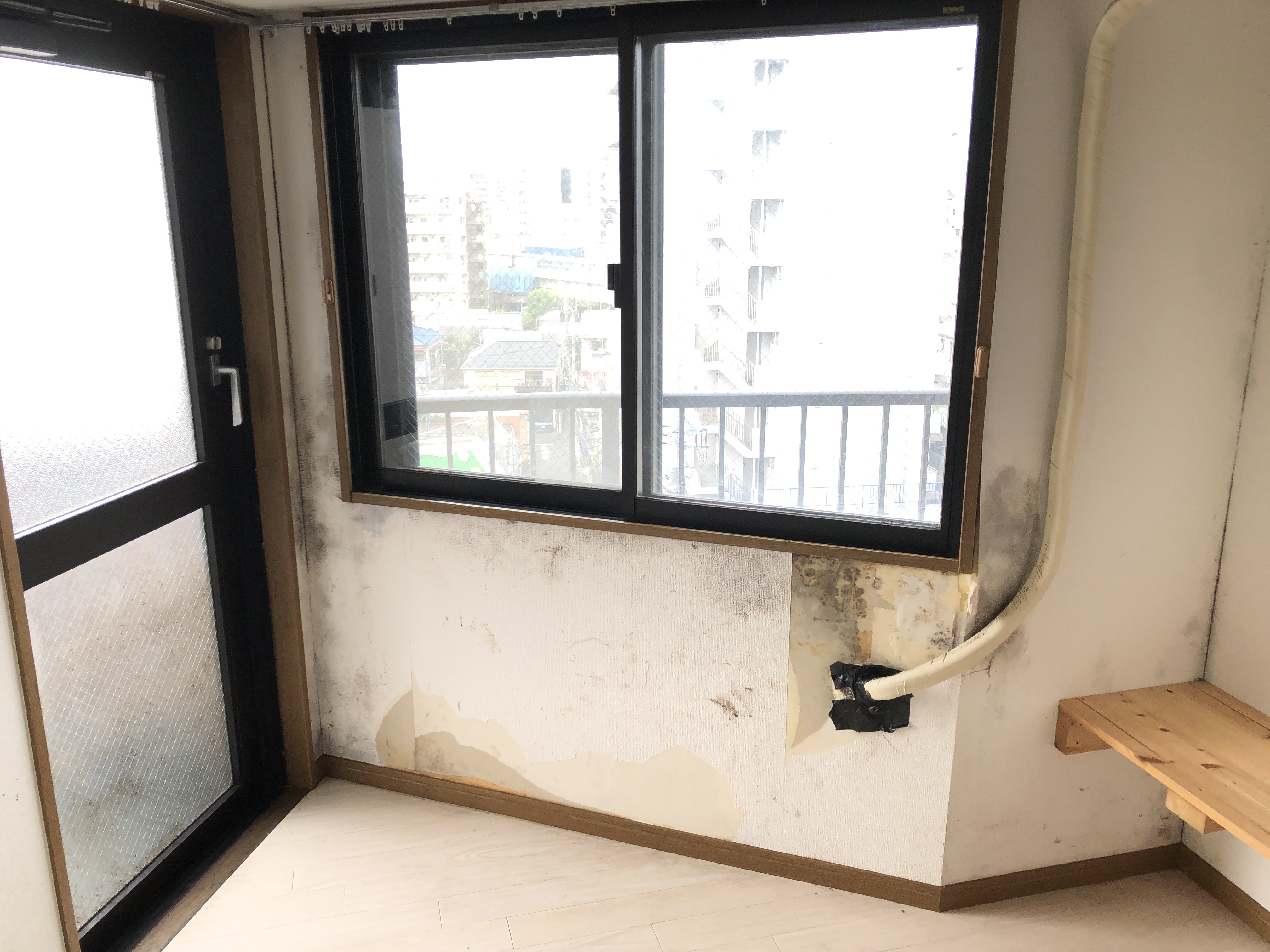 マンション　壁結露
