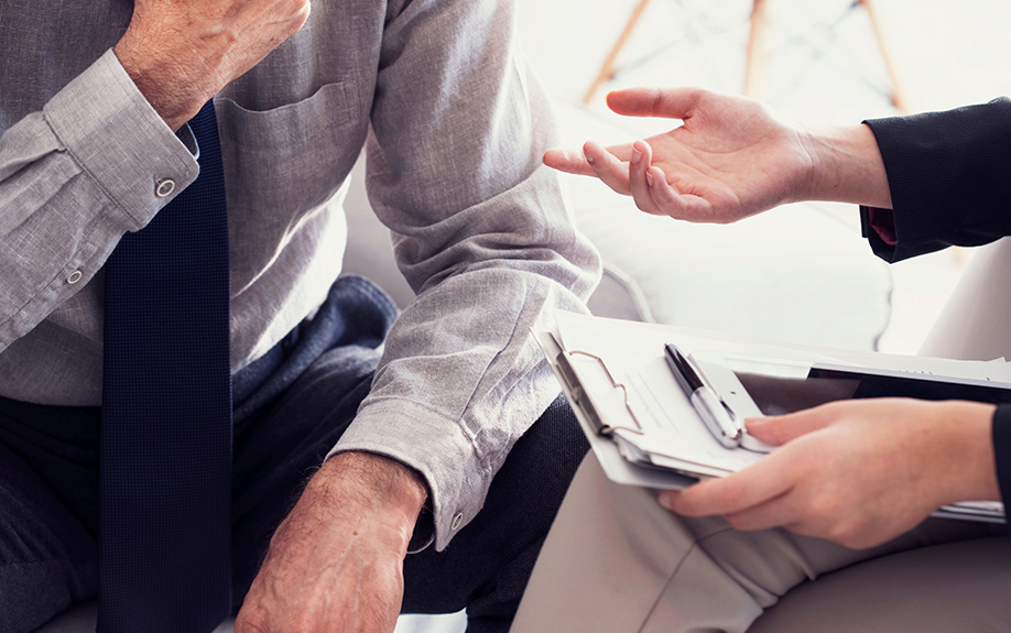 賃貸中の不動産を任意売却する際の注意点とは