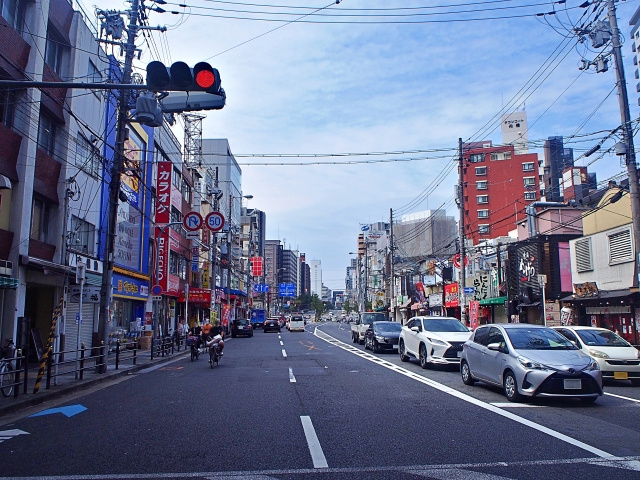 ロードサイド店舗とは？出店する店舗の選び方をご紹介