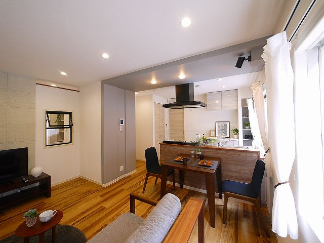 アスティオン雅の室内写真1