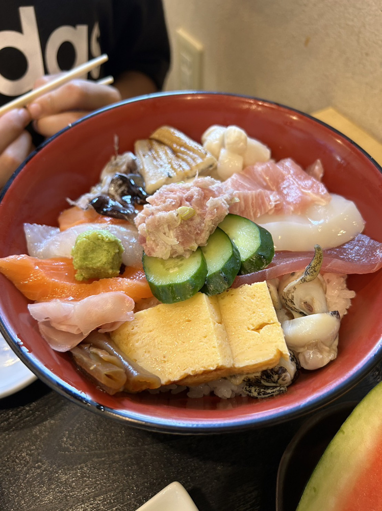 ご褒美は、富津名物の海鮮丼！の画像