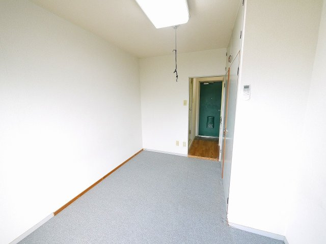 シャルマンKUROBEⅢの室内写真1