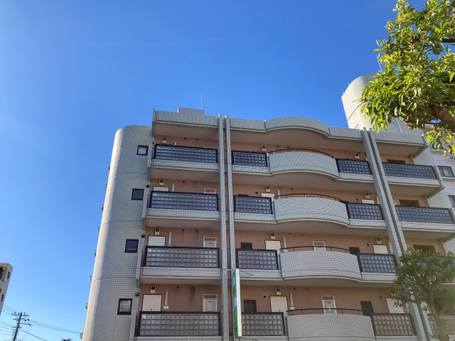 中古マンションの築年数と売却価格の関わり！売り時や古い物件の実態も解説の画像