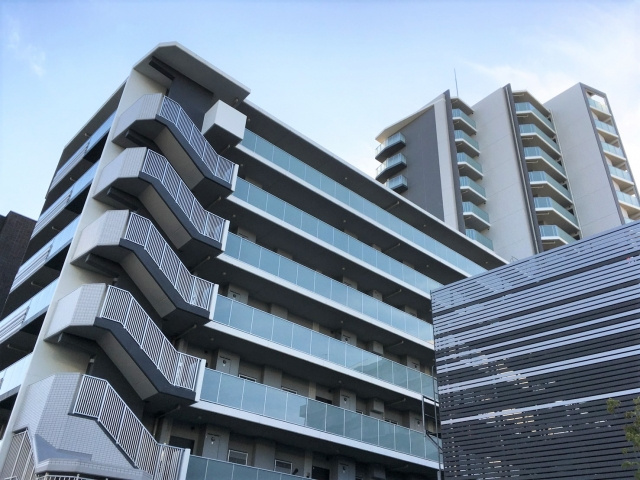 中古マンションを売るのが大変な理由とは？売却方法や流れなどもご紹介の画像